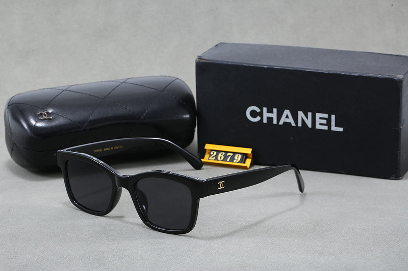 2679  Sunglasses with box